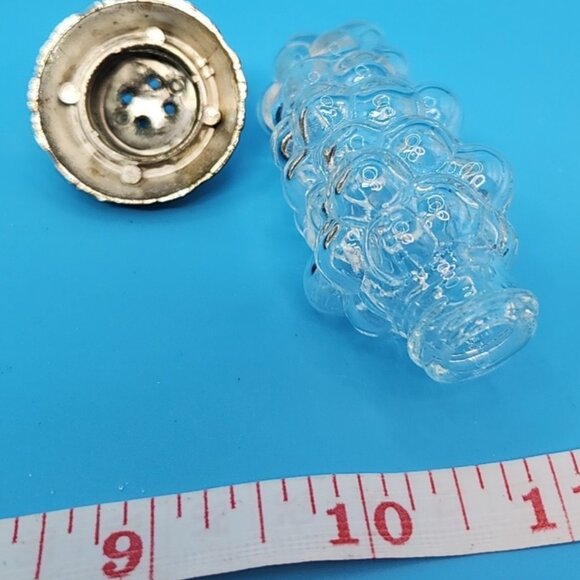 Vintage PRICE IMPORT Hanging Glass Grapes Salt Pepper SHAKERS Silver Vine STAND - Picture 12 of 16